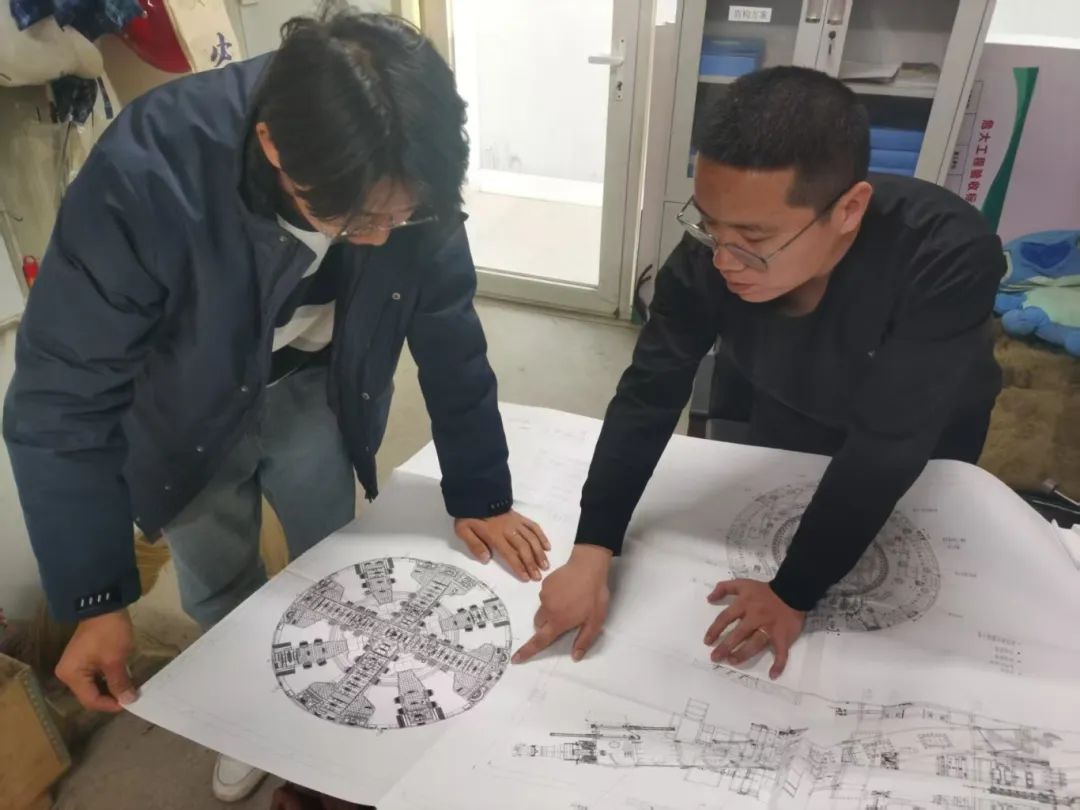 6410 (2).jpg 6410 (2).jpg